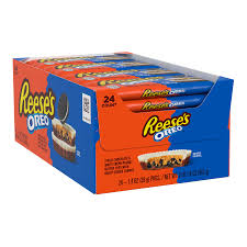 REESE'S Oreo Milk Chocolate & White Cream Peanut Butter Cups 39g (24/Box)